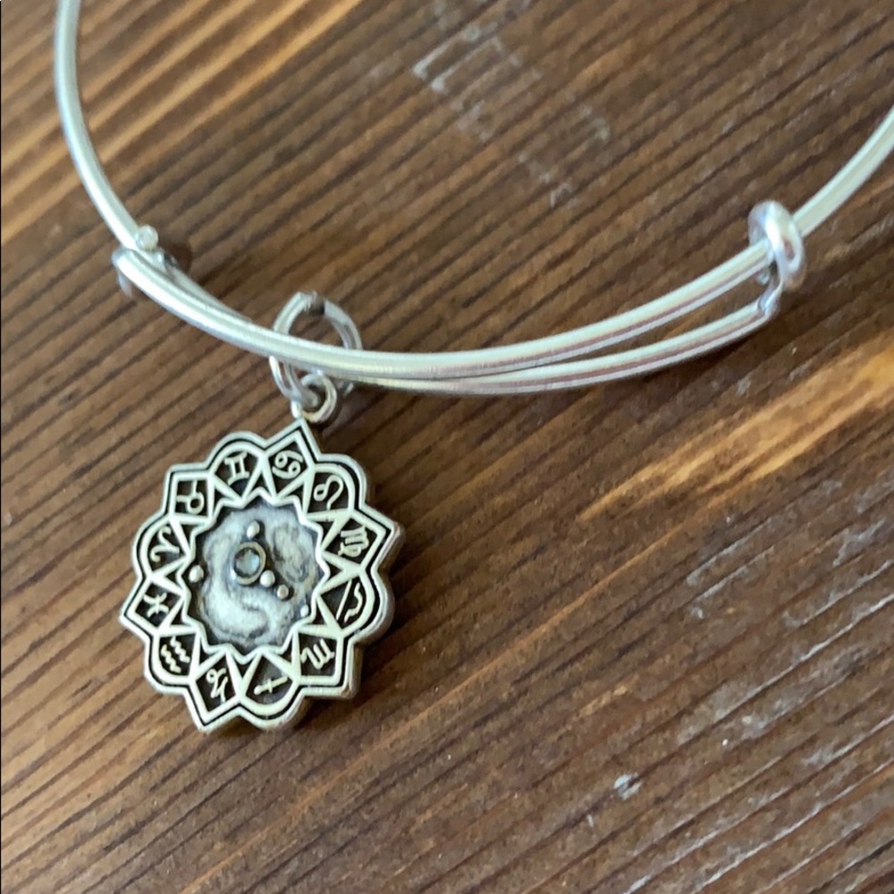 ZODIAC CANCER BANGLE